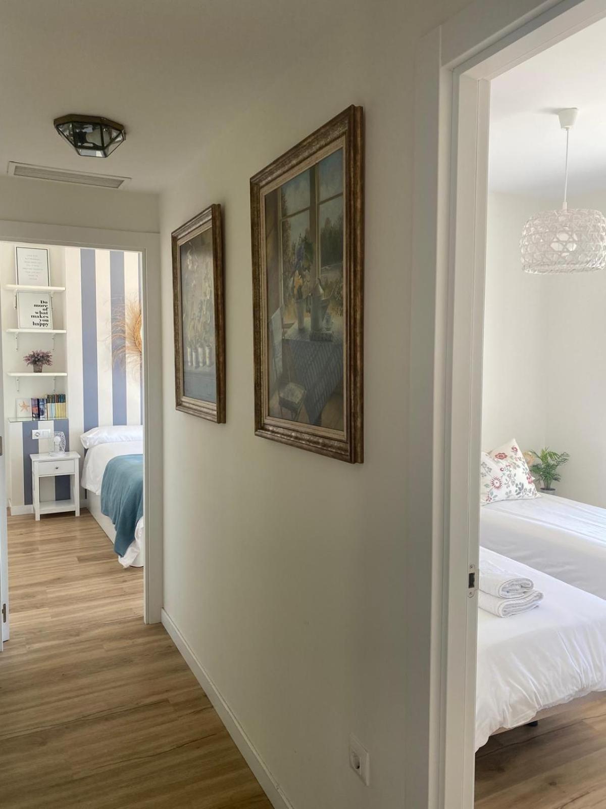 Atico Al Sol En Primera Linea De Playa Apartment Рота Екстериор снимка